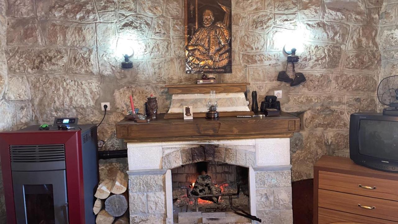 Lovcen Holiday Home Cetinje Luaran gambar